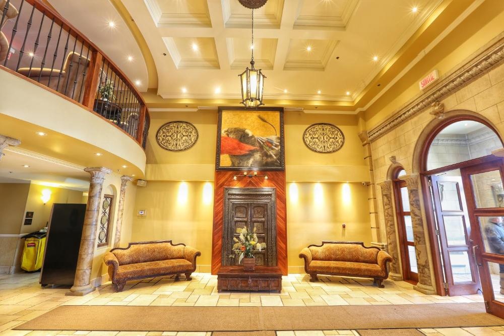 Hotel Brossard