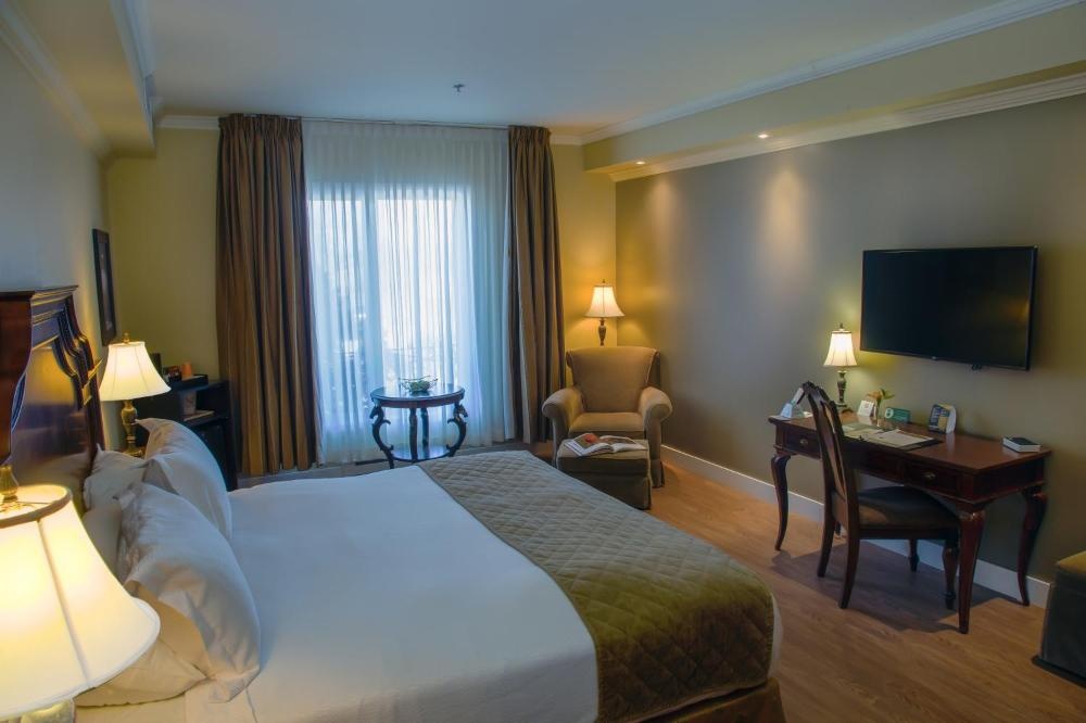 Hotel Brossard